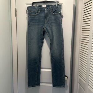 NWT Men’s GAP Slim jeans 33 X 34
